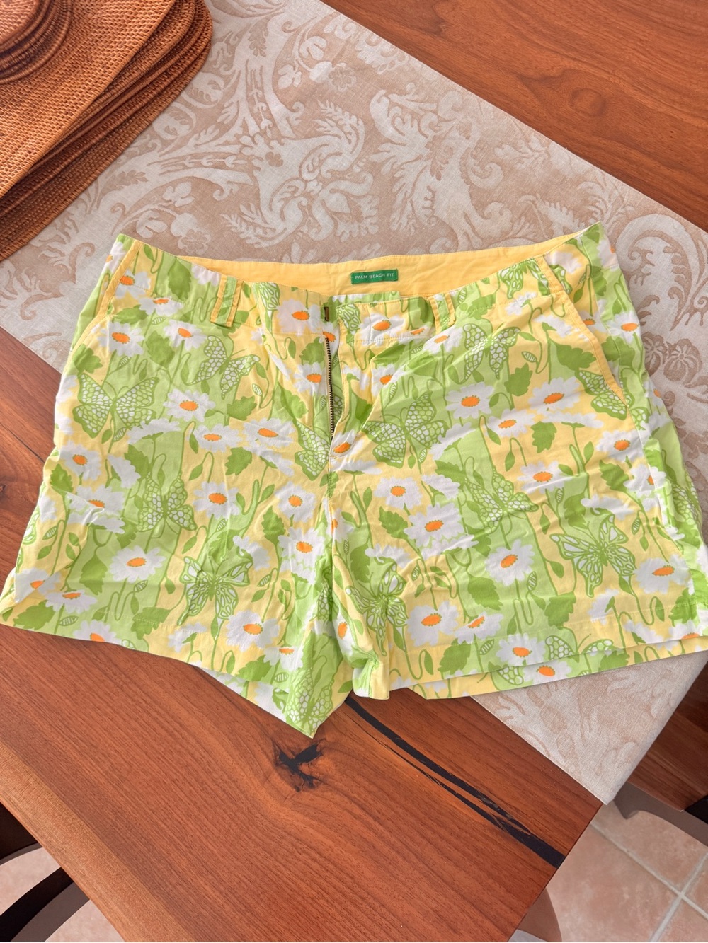 Lilly Pulitzer Yellow & Green Floral Bermuda Shorts SZ 12